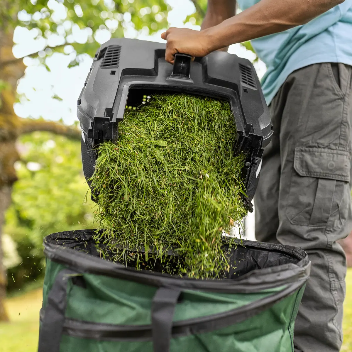 Akku-Rasenmäher LMO 5-18 Dual Battery Set Akku-Rasenmäher LMO 5-18 Dual Battery Set